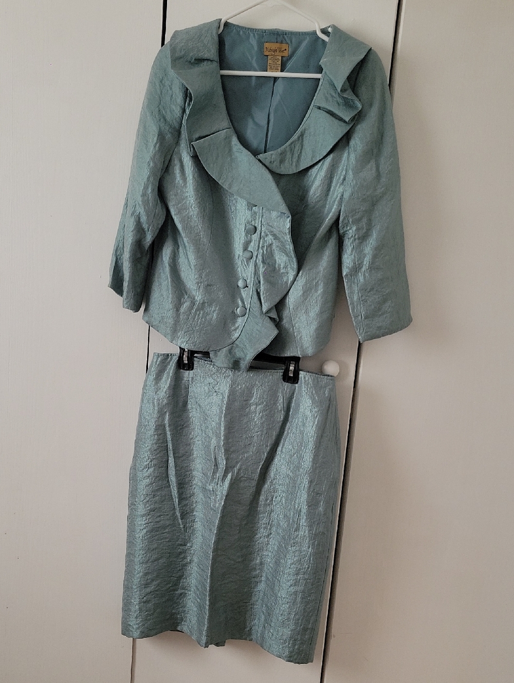 Vintage Green Two-Piece Skirt Set